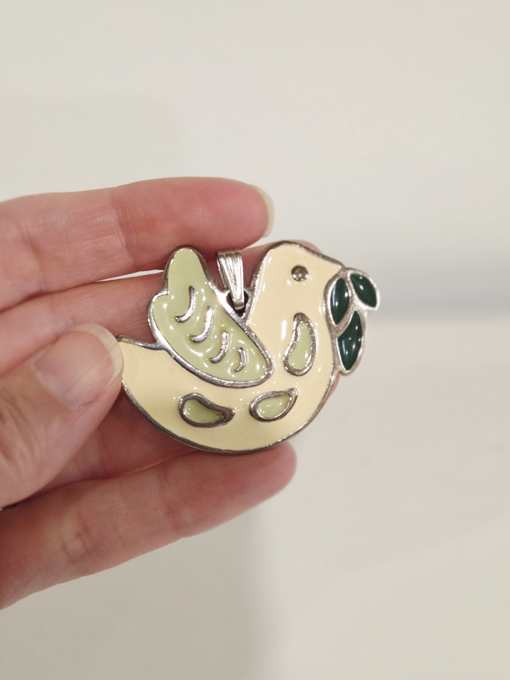 VTG Wallace Silversmiths MCM Peace Dove Pendant / Ornament